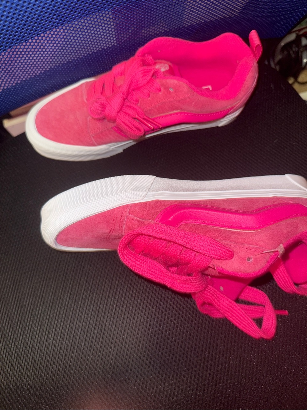 Vans Womens Hot Pink Suede Low-Top Sneakers